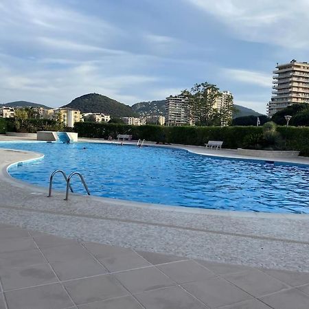 Studio Eleverca 3*- Rez De Jardin Terrasse - Axelle Loc'Appart Mandelieu Exterior foto