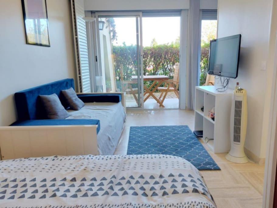 Studio Eleverca 3*- Rez De Jardin Terrasse - Axelle Loc'Appart Mandelieu Exterior foto